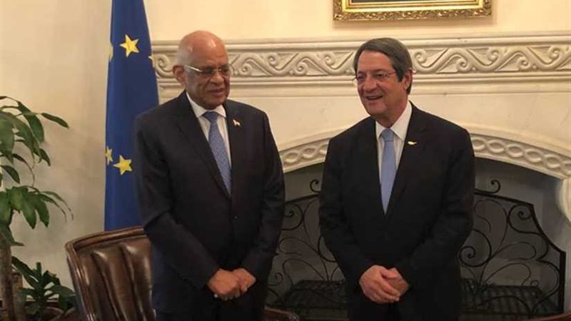 رئيس دولة قبرص يستقبل