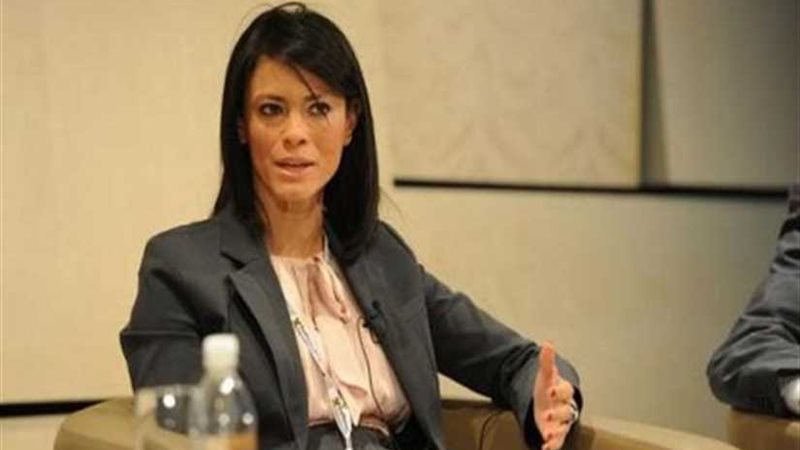 وزيرة السياحة: تطبيق