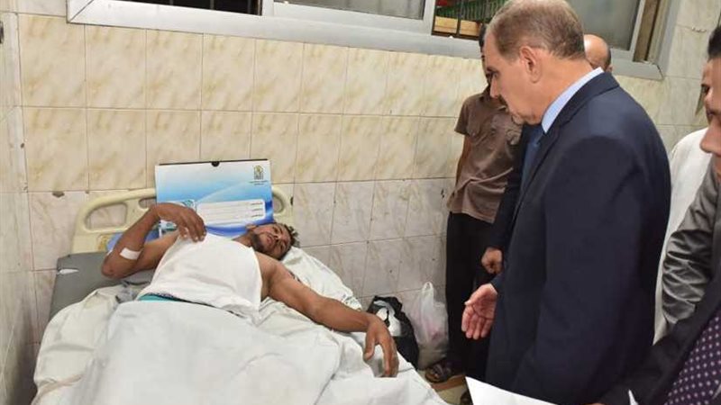 محافظ أسيوط يزور