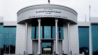 محكمة عراقية تأمر بالقبض على محافظ البصرة