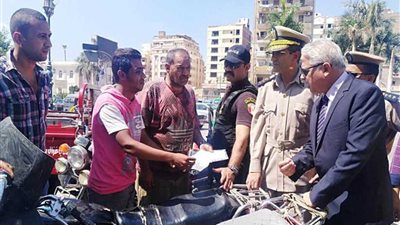 مدير أمن البحيرة يقود حملة مرورية مكبرة بدمنهور 