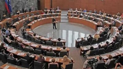 برلمان سلوفينيا يوافق على تشكيل الحكومة الجديدة برئاسة ساريتش