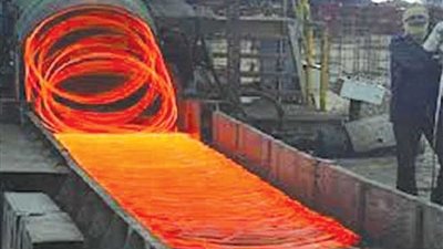 الحكومة تنفي تصفية شركة الحديد والصلب