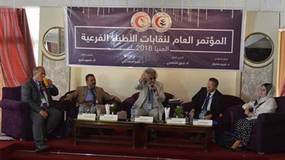 الأطباء يتمسكون بحقوق المهنة وحقوقهم بمؤتمر النقابات الفرعية