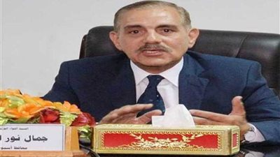 محافظ أسيوط: تنفيذ خطة لربط النشاط الصناعي بالمدارس مع المناطق الصناعية