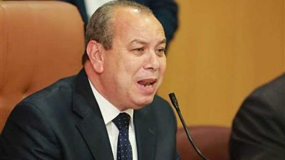 إحالة 66 طبيبًا وممرضًا وإداريًا بحميات كفر الشيخ للتحقيق