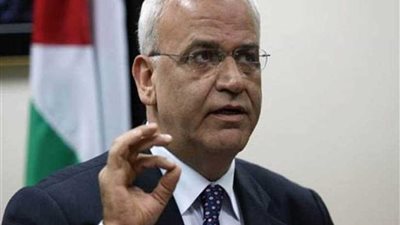 عريقات: لا تشاور مع الجانب الأمريكي بشأن أي مقترح للسلام