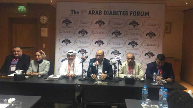 100 ورشة عمل في أكبر