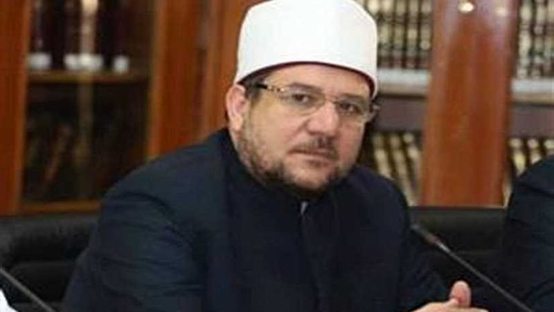 وزير الأوقاف ومحافظ