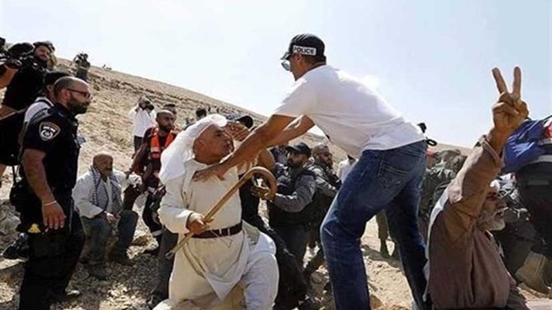 فتح تطالب الأمتين