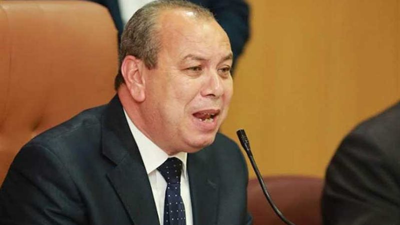 إحالة 66 طبيبًا وممرضًا