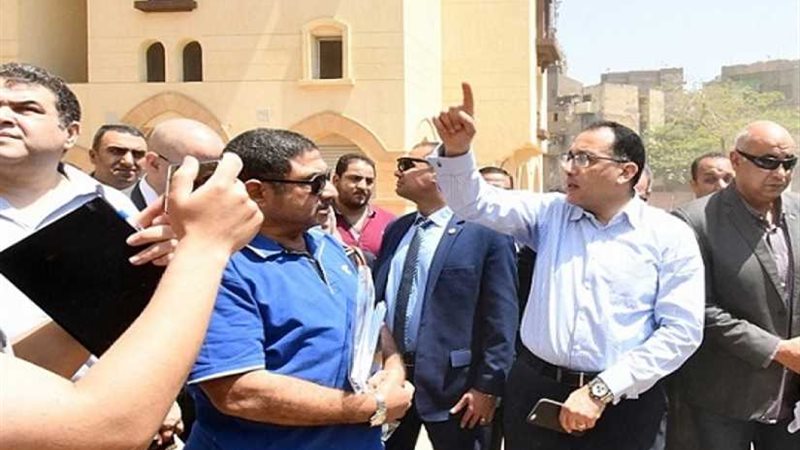 رئيس الوزراء يتفقد