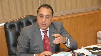 رئيس الوزراء يتابع خطة التوسع في إقامة المناطق اللوجستية والتجارية