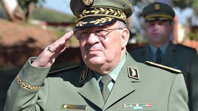 رئيس الأركان الجزائري يشهد تنصيب أمين عام جديد لوزارة الدفاع