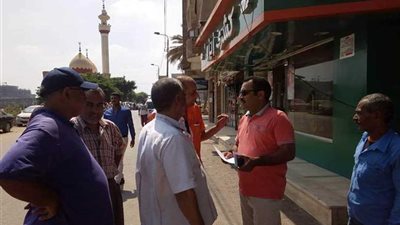 بنها تراجع بالوعات الصرف الصحى استعدادا للشتاء