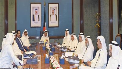 الحكومة الكويتية: نقدر ردود الأفعال الرافضة للمساس برمز الكويت وأميرها