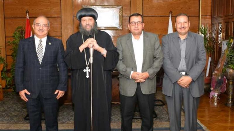 لوكاس يهنئ الجمال