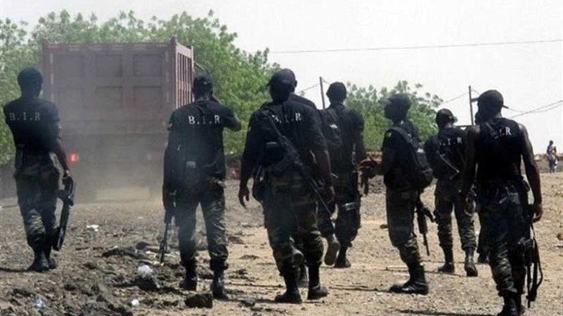 إصابة أكثر من 20