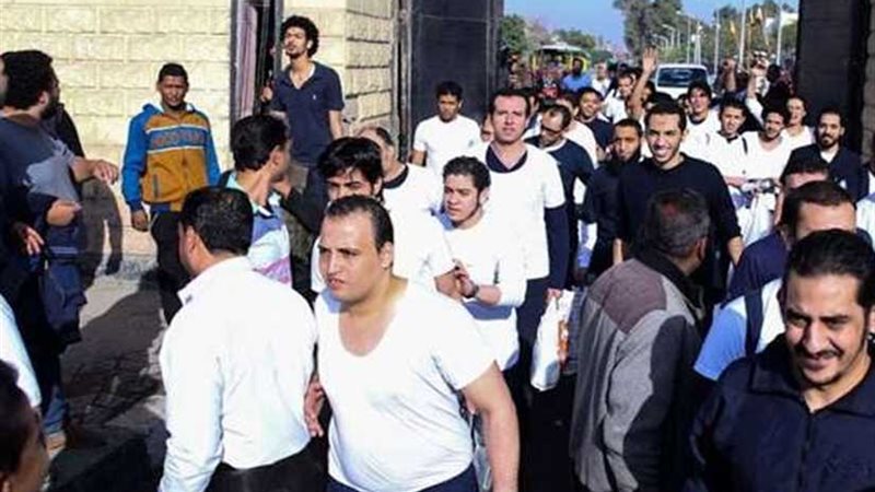 الإفراج عن 716 سجينًا