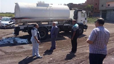 رش المياه أمام منزله.. إحالة موظف ري الأشجار ببلقاس للتحقيق