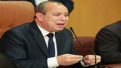 محافظ كفر الشيخ يحيل 191 موظفًا للتحقيق لتزويغهم من العمل