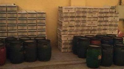 ضبط 20 طن مواد خام ومعسل في حملة تموينية بالبحيرة