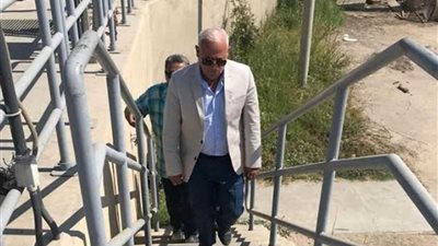 محافظ بورسعيد يتفقد محطة المياه العكرة بالقنطرة