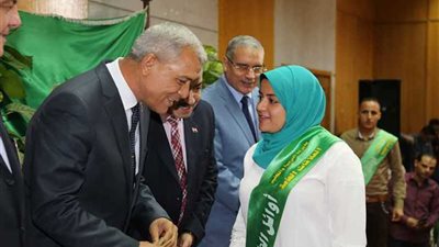 محافظ المنوفية يكرم أوائل الثانوية العامة والدبلومات الفنية