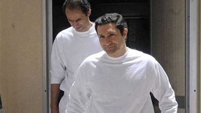 ننشر منطوق حكم إخلاء سبيل نجلي مبارك و٥ متهمين آخرين في التلاعب بالبورصة