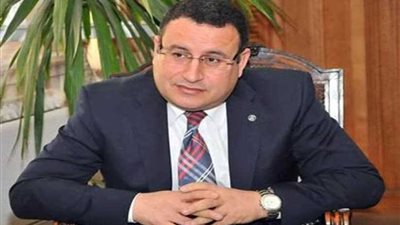 محافظ الإسكندرية يكلف السكرتير العام المساعد بمتابعة حملات إزالة الإشغالات