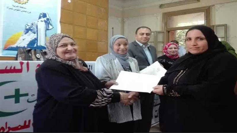 قومى المرأة يسلم