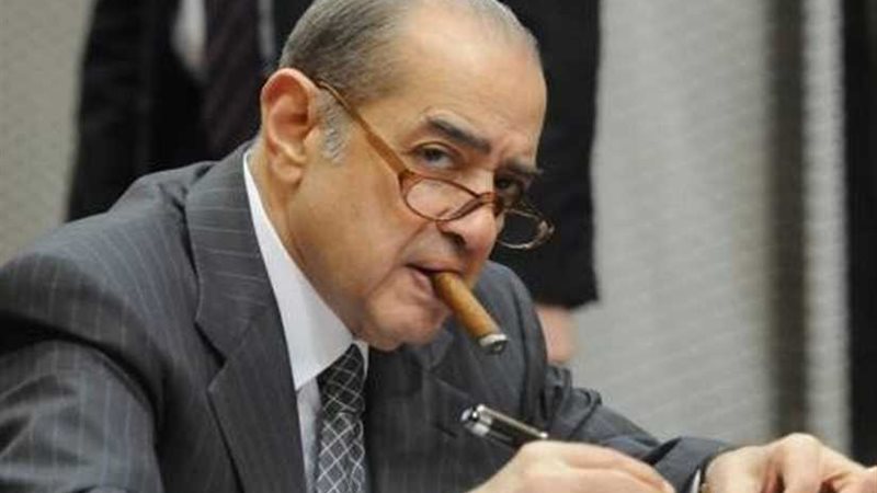 الديب يطالب بالإفراج