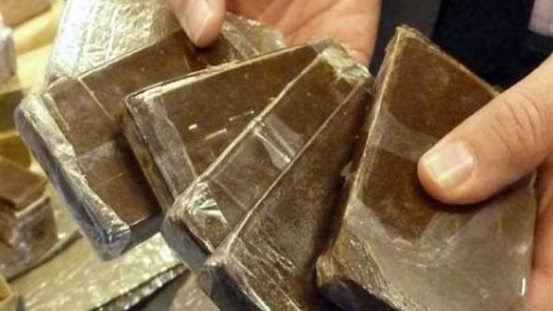 ضبط سيدة وبحوزتها