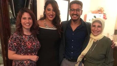 تهنئة بالخطوبة السعيدة للدكتورة 