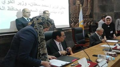 وزير القوى العاملة من الغربية يشهد توقيع اتفاقية 18 شركة قطاع خاص