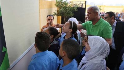 محافظ المنوفية يفتتح مدرستين للتعليم الأساسى بتلا