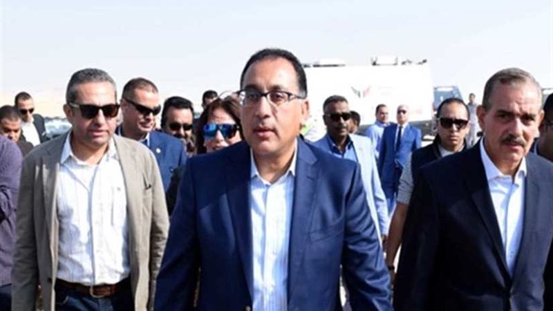 رئيس الوزراء يتفقد