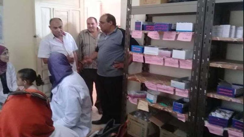 إحالة جميع العاملين