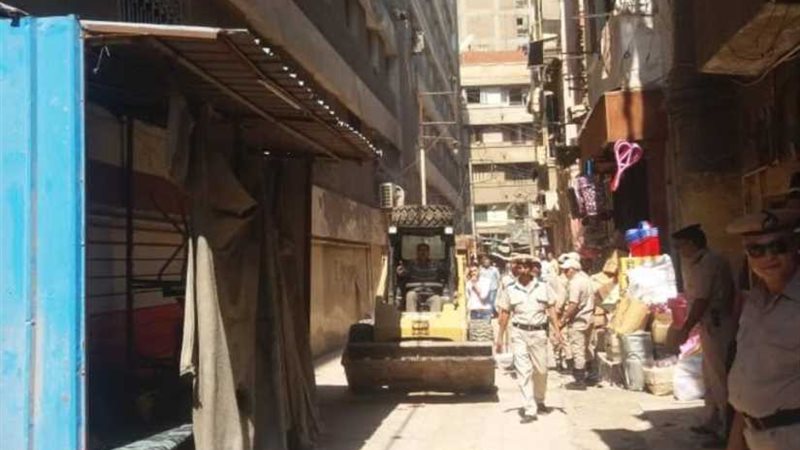 اللواء حسونة يقود