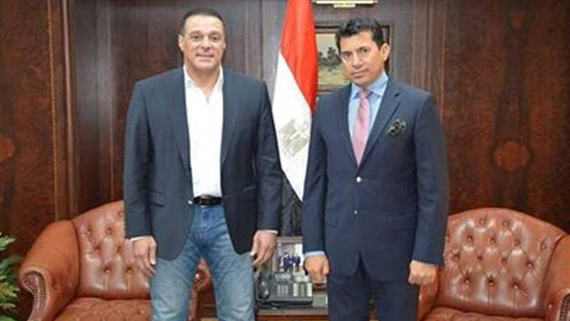 تفاصيل جلسة وزير