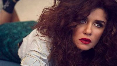 غادة عادل تعود للبلاتوهات بفيلمين ومسلسل