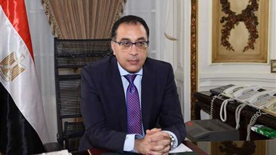 رئيس الوزراء يلتقي وزير الهجرة الأرميني لتعزيز أطر التعاون بين البلدين