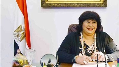 وزيرة الثقافة توجه بطرح استمارات جديدة لورشة 