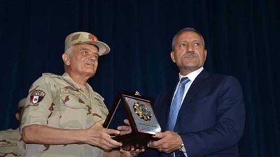 محافظ الإسماعيلية ورئيس 