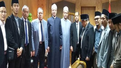 وكيل الأزهر يستقبل عددًا من مشايخ المعاهد الدينية الإندونيسية
