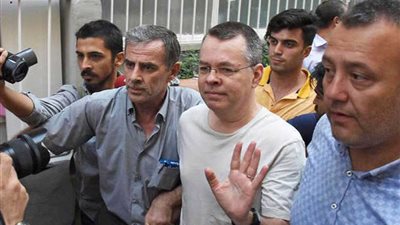 بلومبرج: تركيا قد تستمر في استهداف المورمونيين حتى بعد إطلاق سراح القس الأمريكي