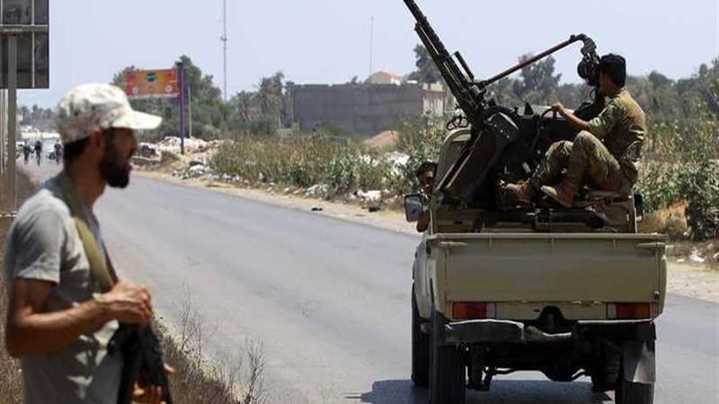 فرنسا تطالب بعقوبات