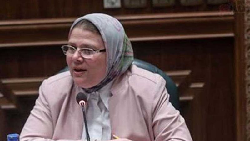 شيرين فراج تطالب