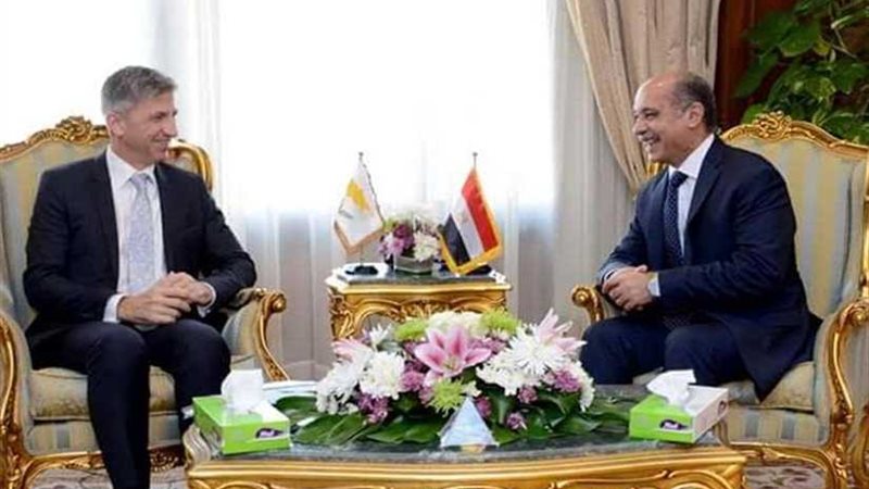 وزير الطيران المدني