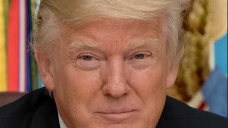 ترامب يدافع عن مرشحه